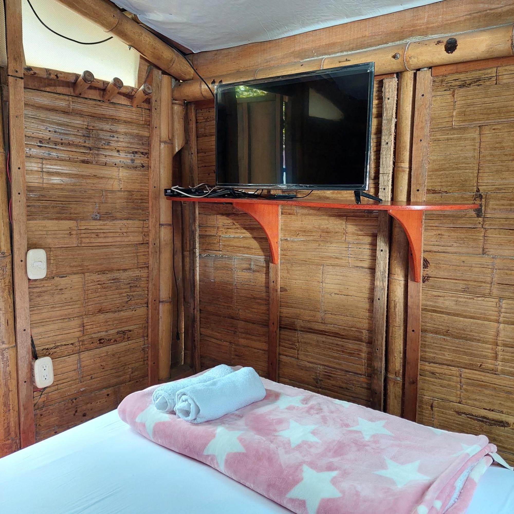 Hostal La Pijarana Salento Luaran gambar